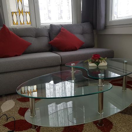 Villa Zur Schoenen Aussicht Бад Залцуфлен Екстериор снимка