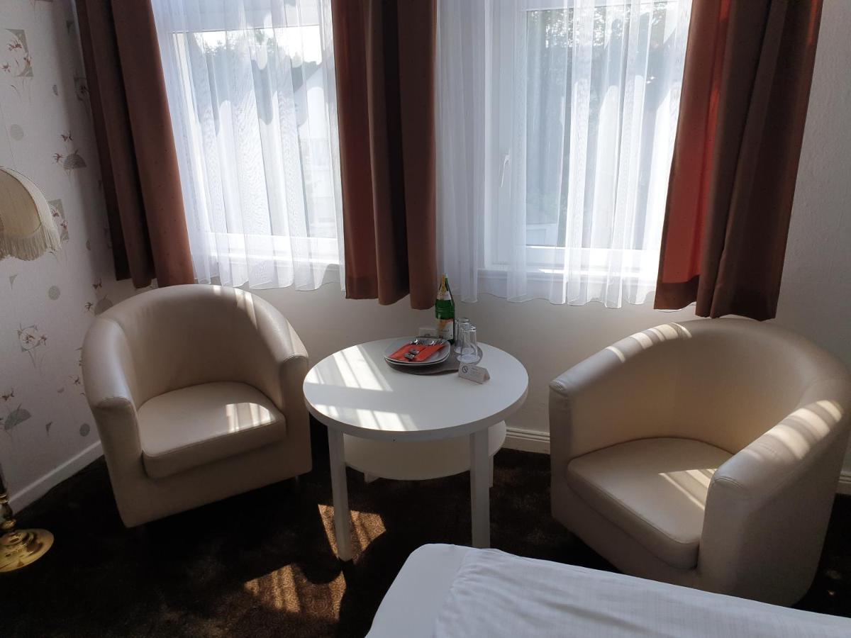 Villa Zur Schoenen Aussicht Бад Залцуфлен Екстериор снимка