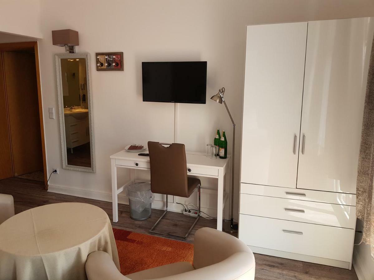 Villa Zur Schoenen Aussicht Бад Залцуфлен Екстериор снимка