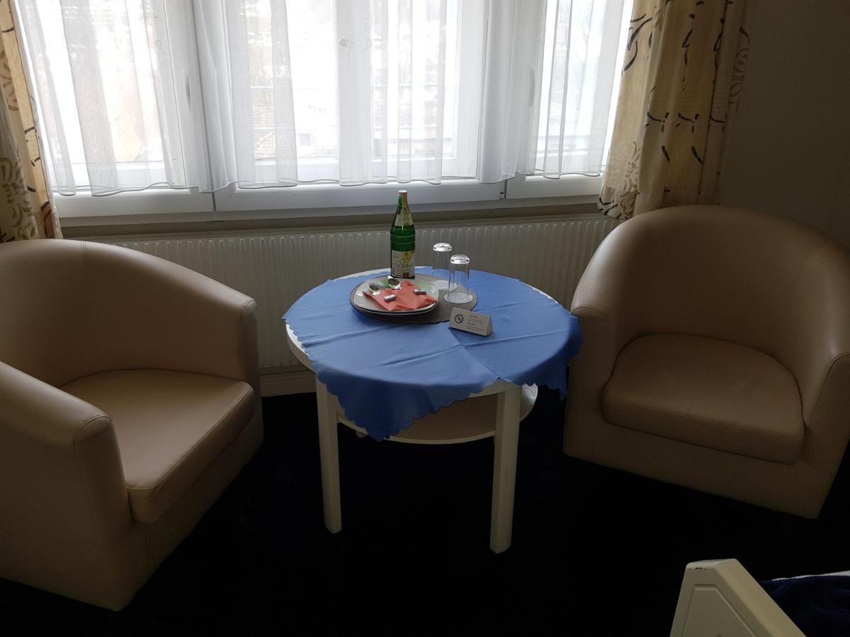 Villa Zur Schoenen Aussicht Бад Залцуфлен Екстериор снимка